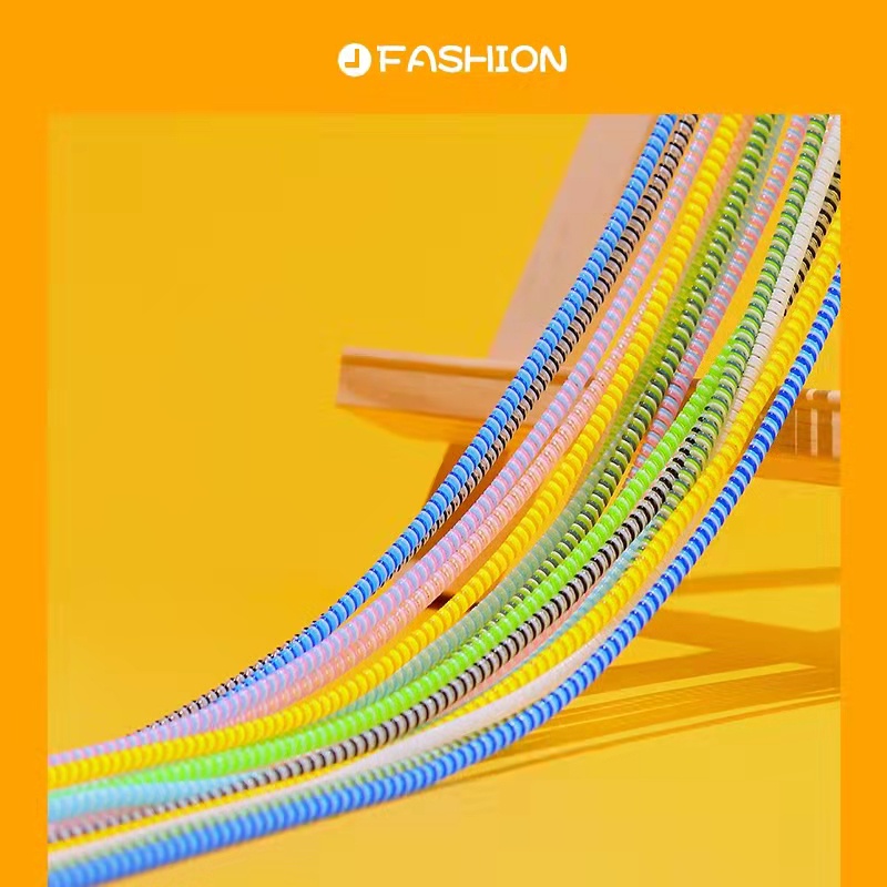 Ochraniacz kabla USB spiralny  – Coiled Usb Cable recenzja i cena