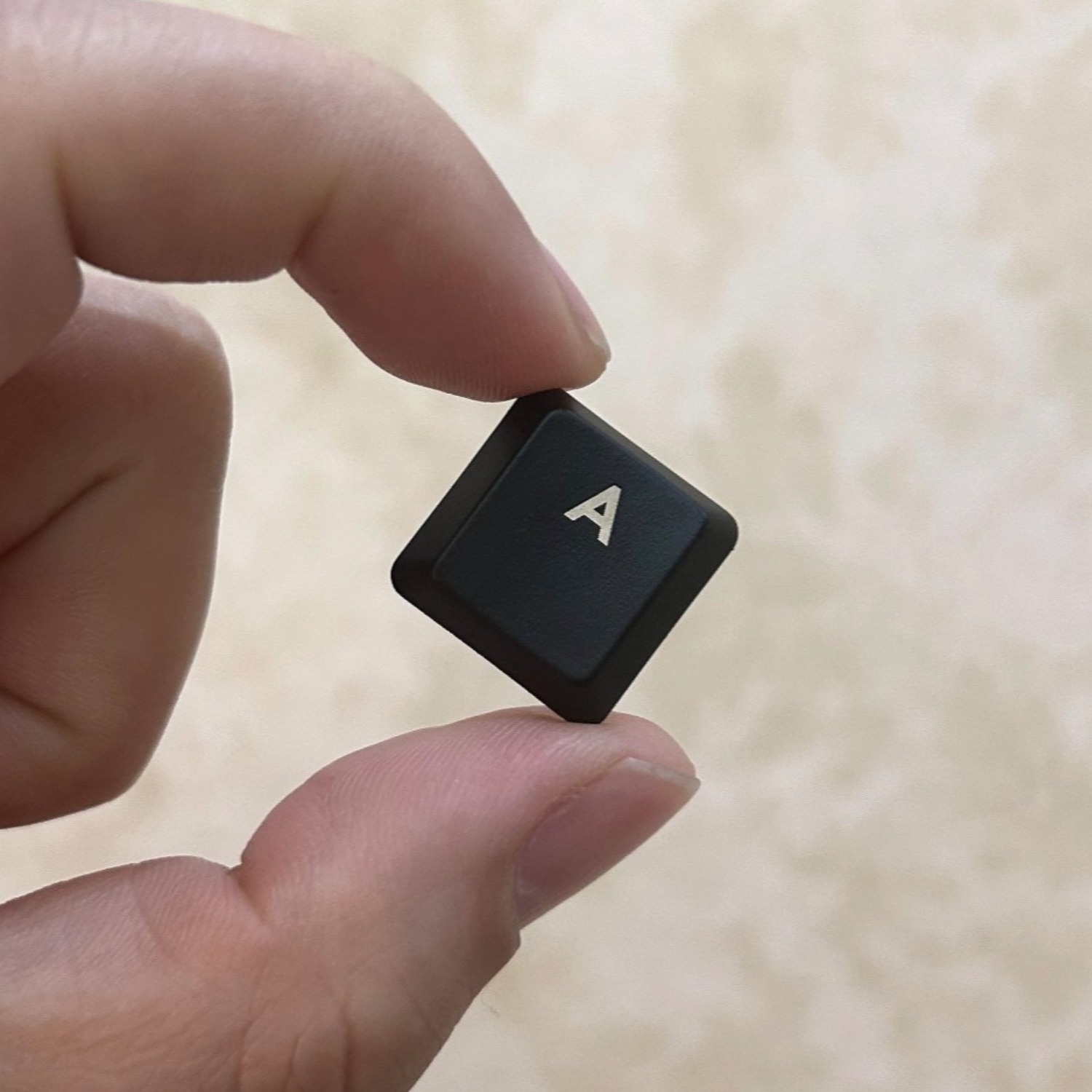 Przezroczyste, niskie klawisze – Gaming Keyboard Tkl recenzja i cena